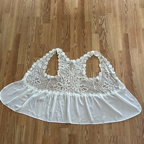 White Bohemian Layering Vest w/ Design - Picture 2 of 5